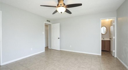 Residential - Single Family Home - Houston, Texas, United States - United States