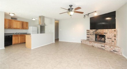 Residential - Single Family Home - Houston, Texas, United States - United States