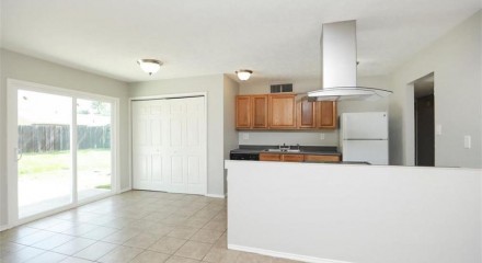 Residential - Single Family Home - Houston, Texas, United States - United States