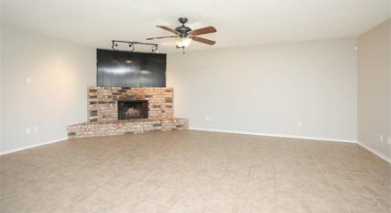 Residential - Single Family Home - Houston, Texas, United States - United States