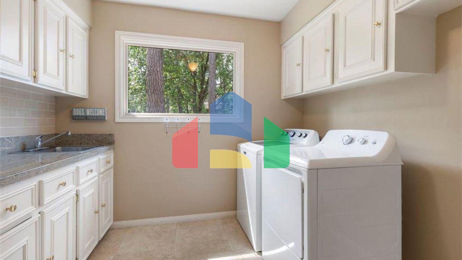 Residential - Single Family Home - Houston, Texas, United States - United States