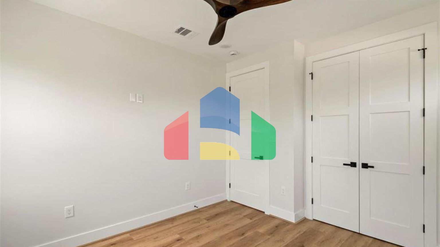 Residential - Single Family Home - Houston, Texas, United States - United States