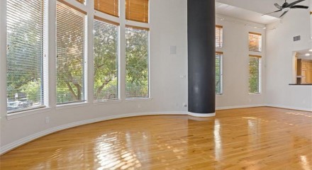 Residential - Condo/Apartment - Houston, Texas, United States - United States