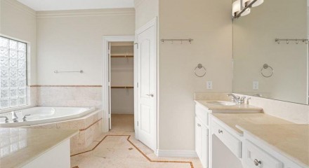 Residential - Condo/Apartment - Houston, Texas, United States - United States