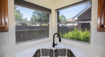 Residential - Single Family Home - Houston, Texas, United States - United States