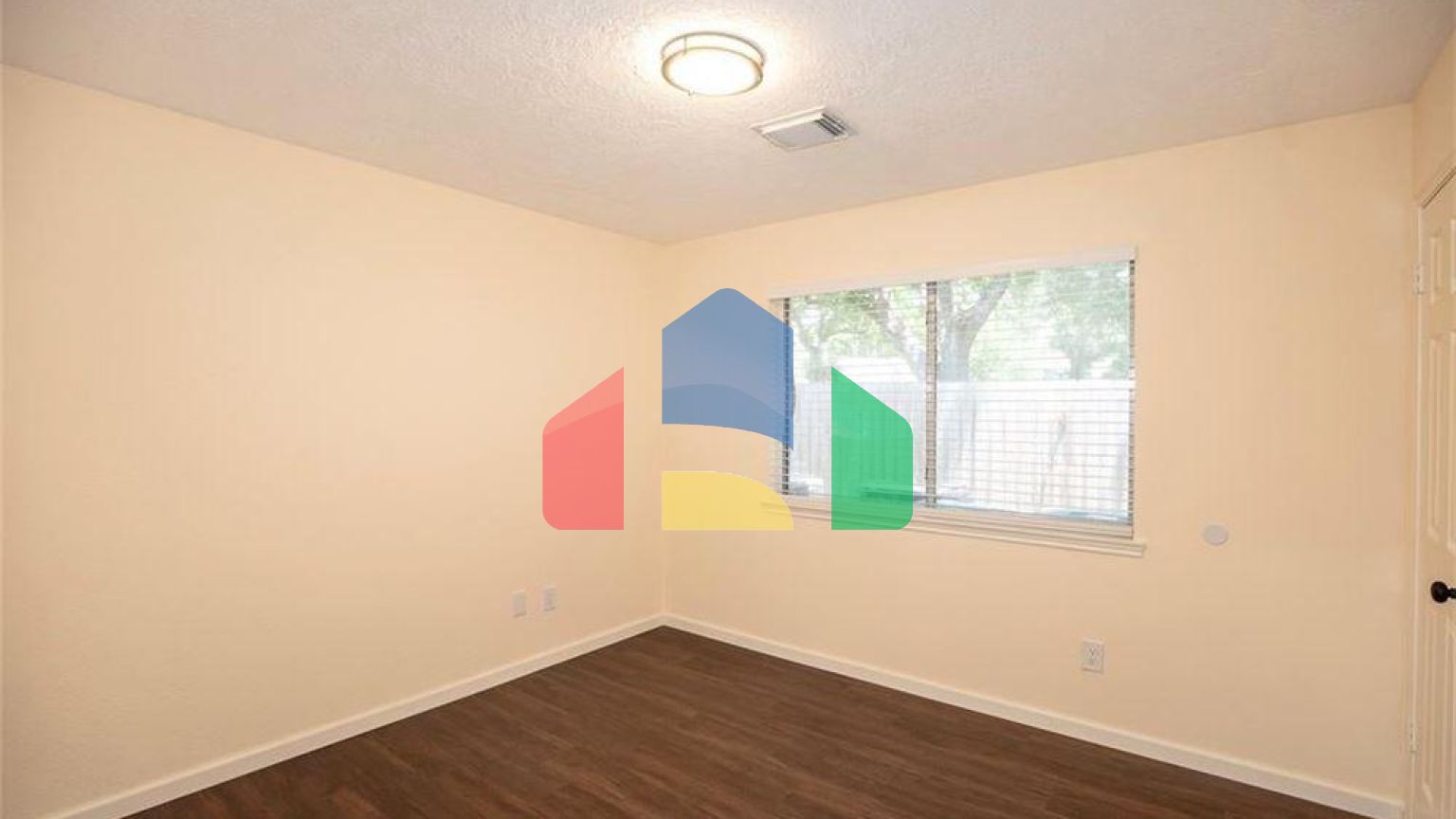 Residential - Single Family Home - Houston, Texas, United States - United States