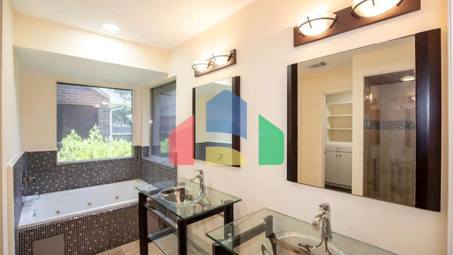 Residential - Single Family Home - Houston, Texas, United States - United States