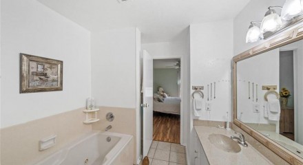 Residential - Condo/Apartment - Houston, Texas, United States - United States