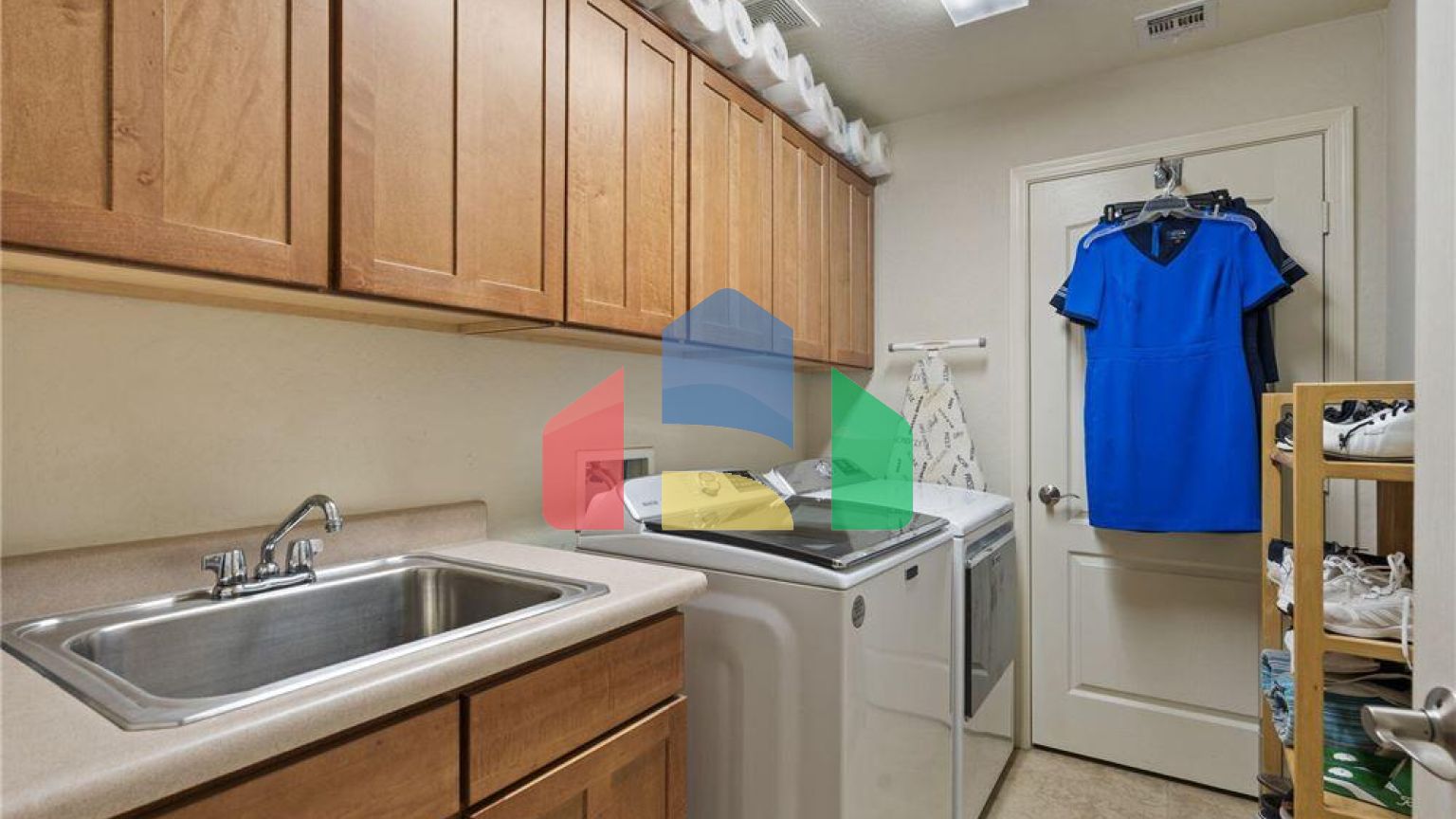 Residential - Condo/Apartment - Phoenix, Arizona, United States - United States