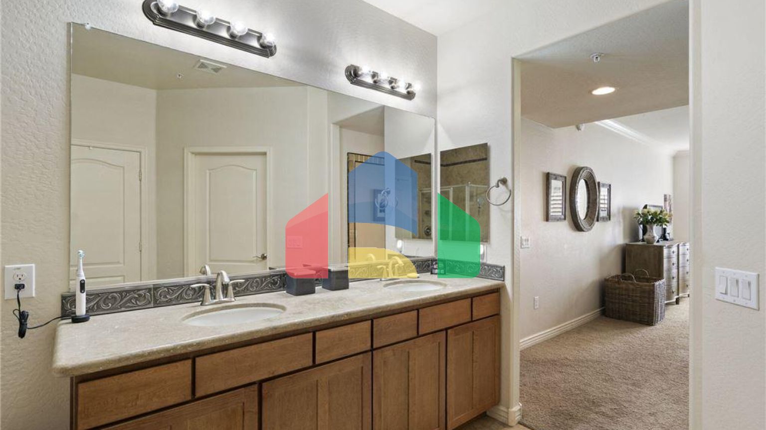 Residential - Condo/Apartment - Phoenix, Arizona, United States - United States