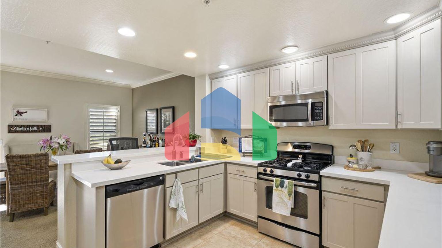 Residential - Condo/Apartment - Phoenix, Arizona, United States - United States