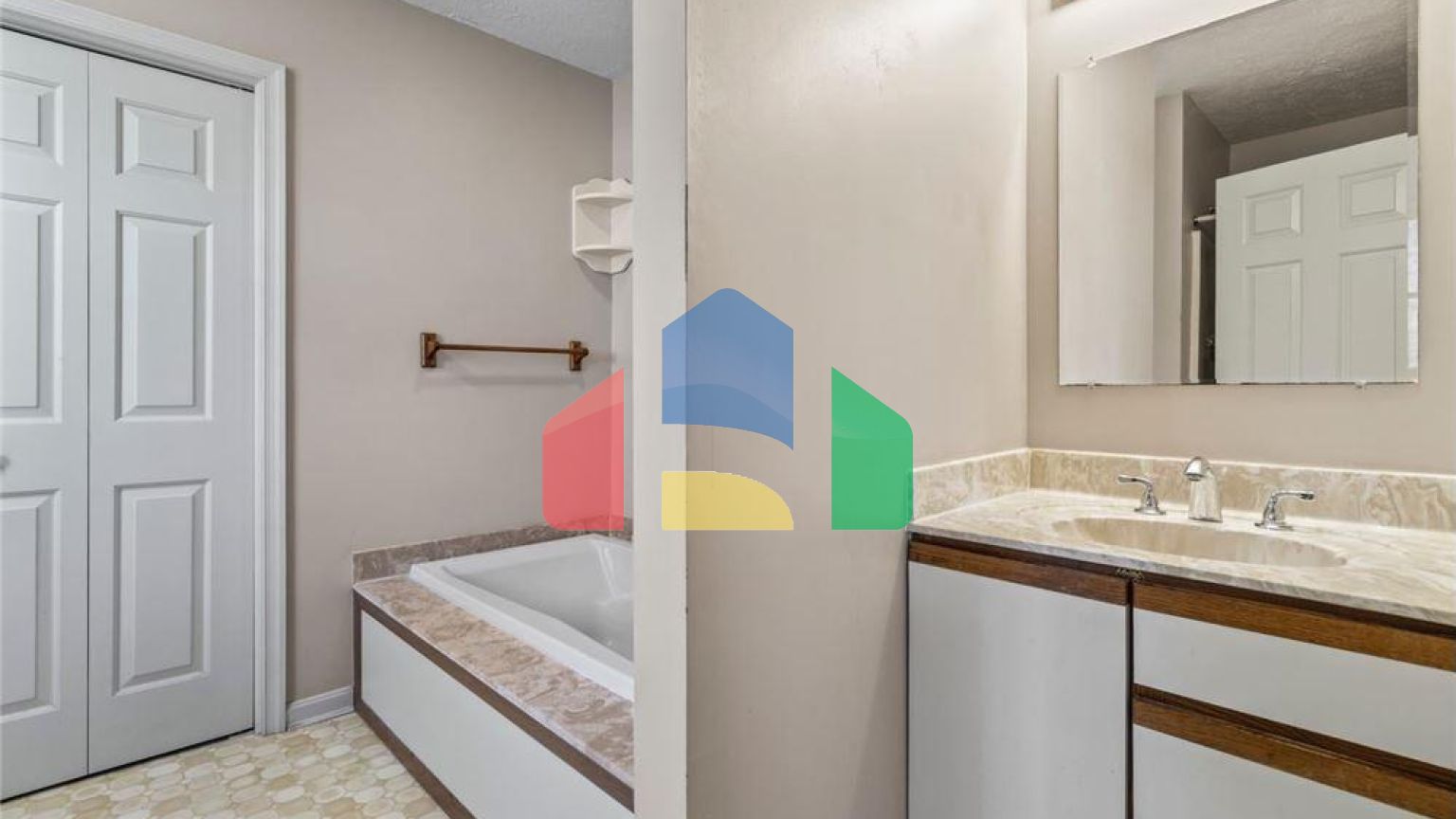 Residential - Single Family Home - White Plains, Maryland, United States - United States