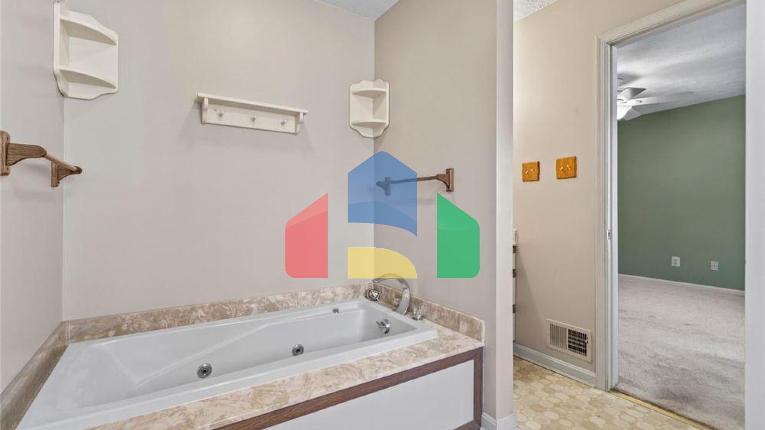 Residential - Single Family Home - White Plains, Maryland, United States - United States