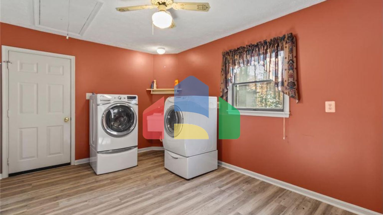 Residential - Single Family Home - White Plains, Maryland, United States - United States