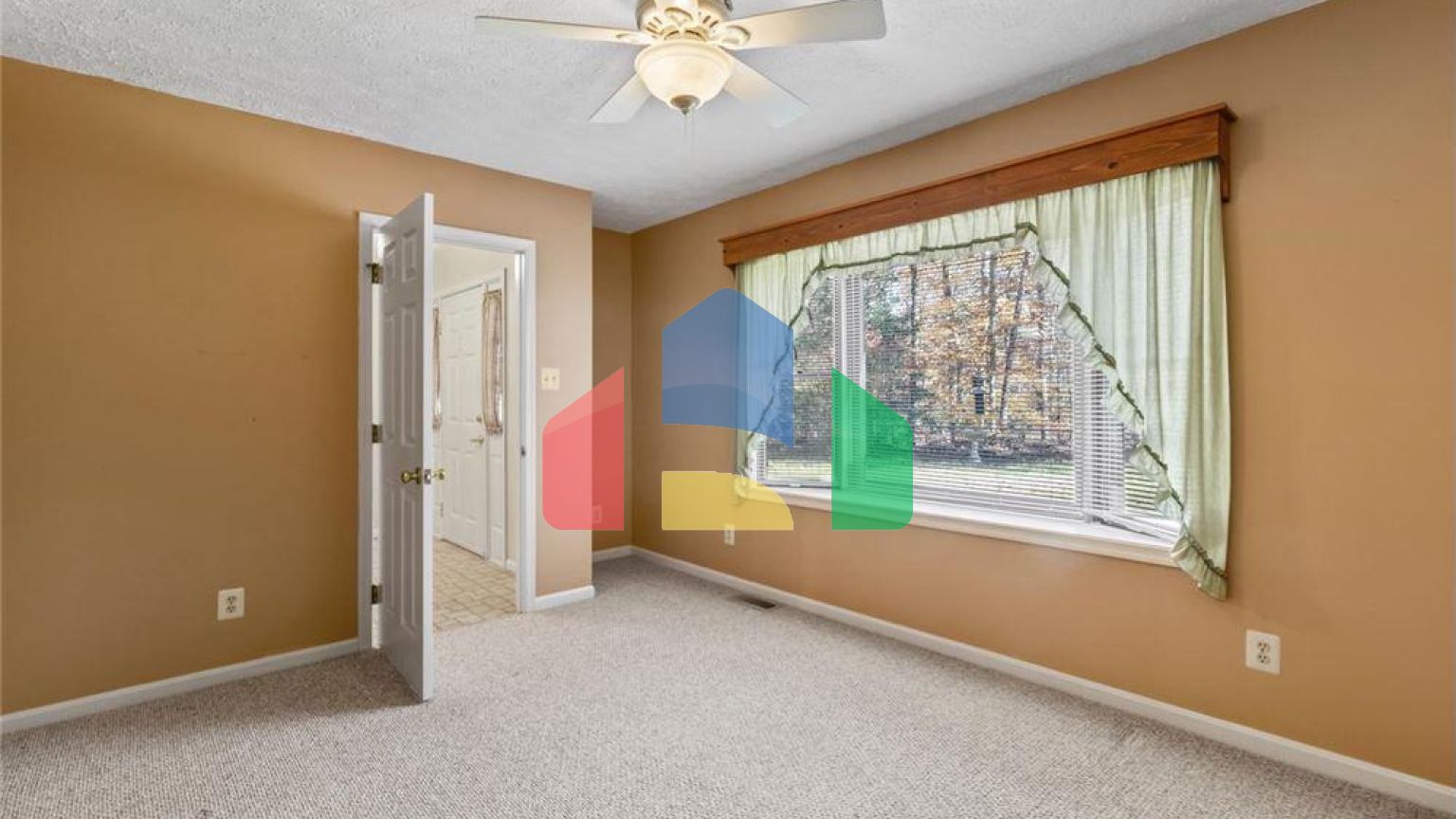 Residential - Single Family Home - White Plains, Maryland, United States - United States