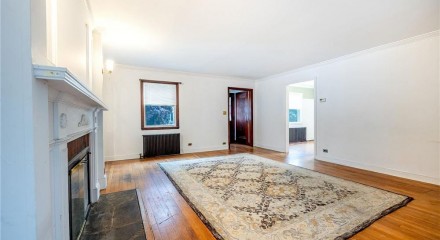 Residential - Single Family Home - White Plains, New York, United States - United States