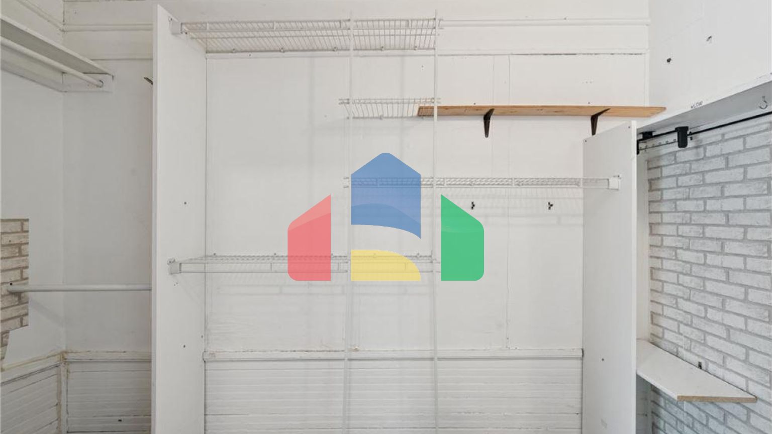 Residential - Single Family Home - Minneapolis, Minnesota, United States - United States