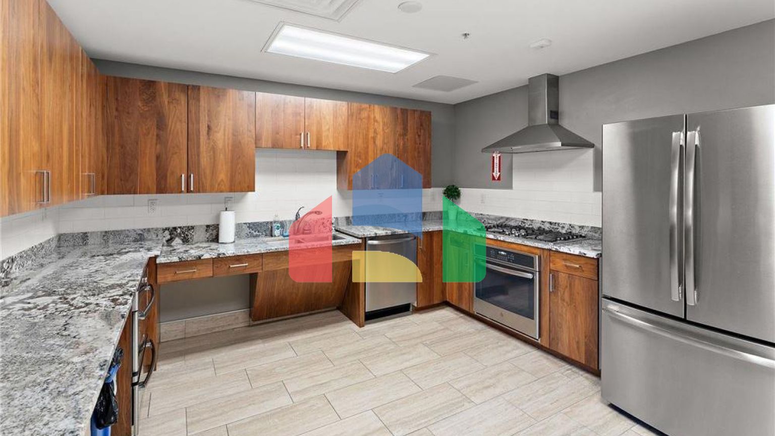 Residential - Condo/Apartment - Minneapolis, Minnesota, United States - United States