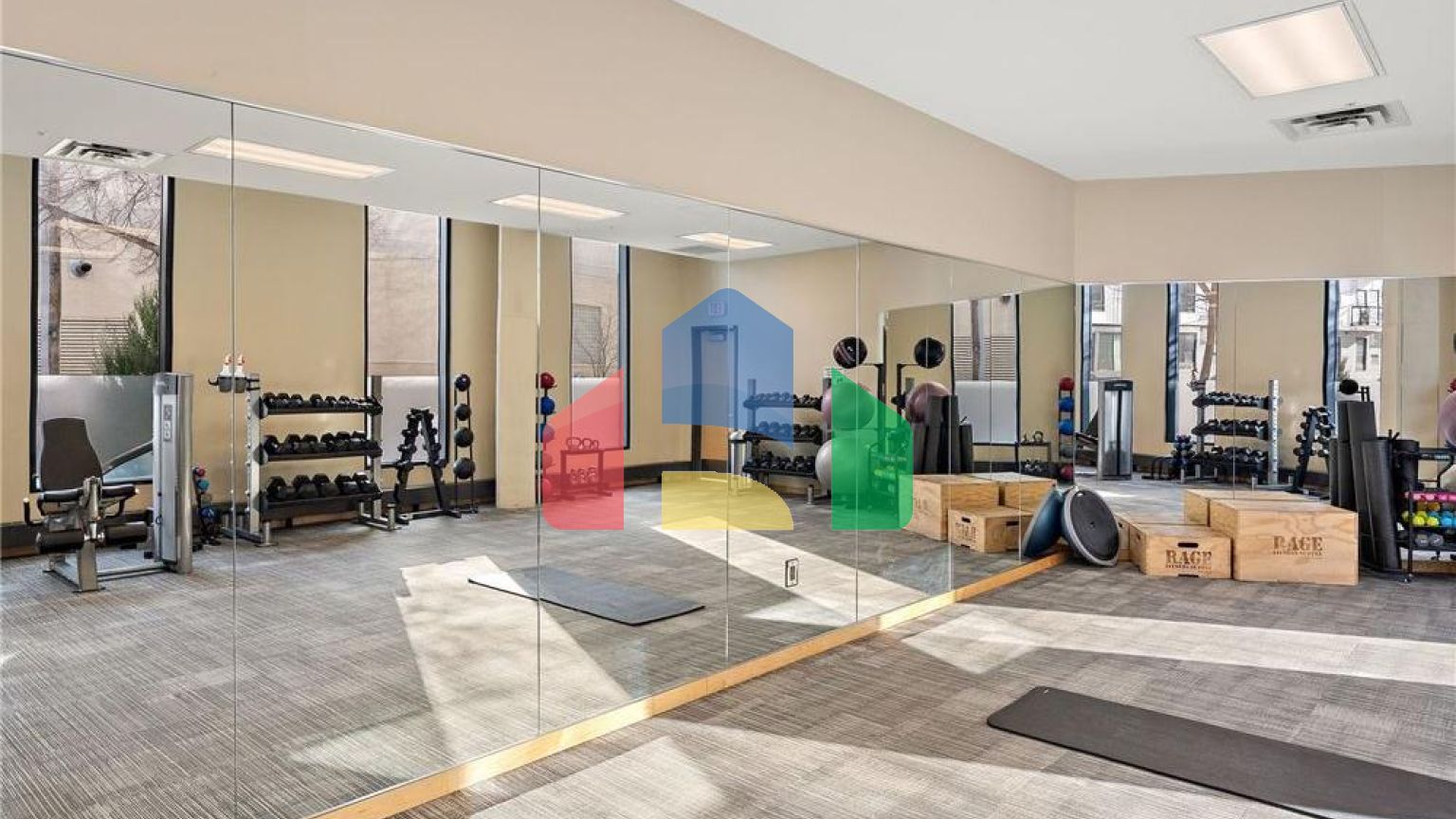 Residential - Condo/Apartment - Minneapolis, Minnesota, United States - United States