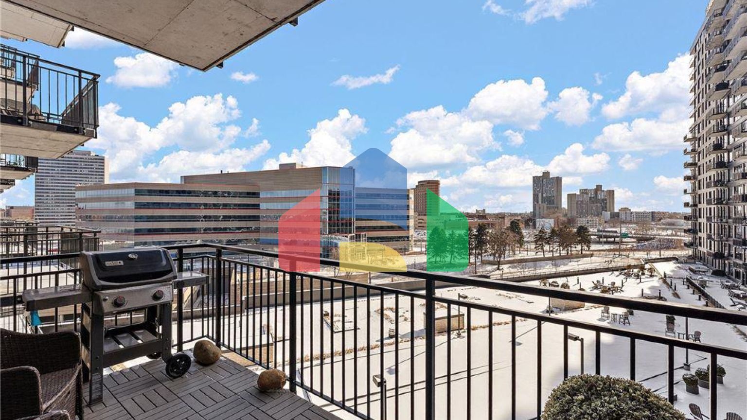 Residential - Condo/Apartment - Minneapolis, Minnesota, United States - United States