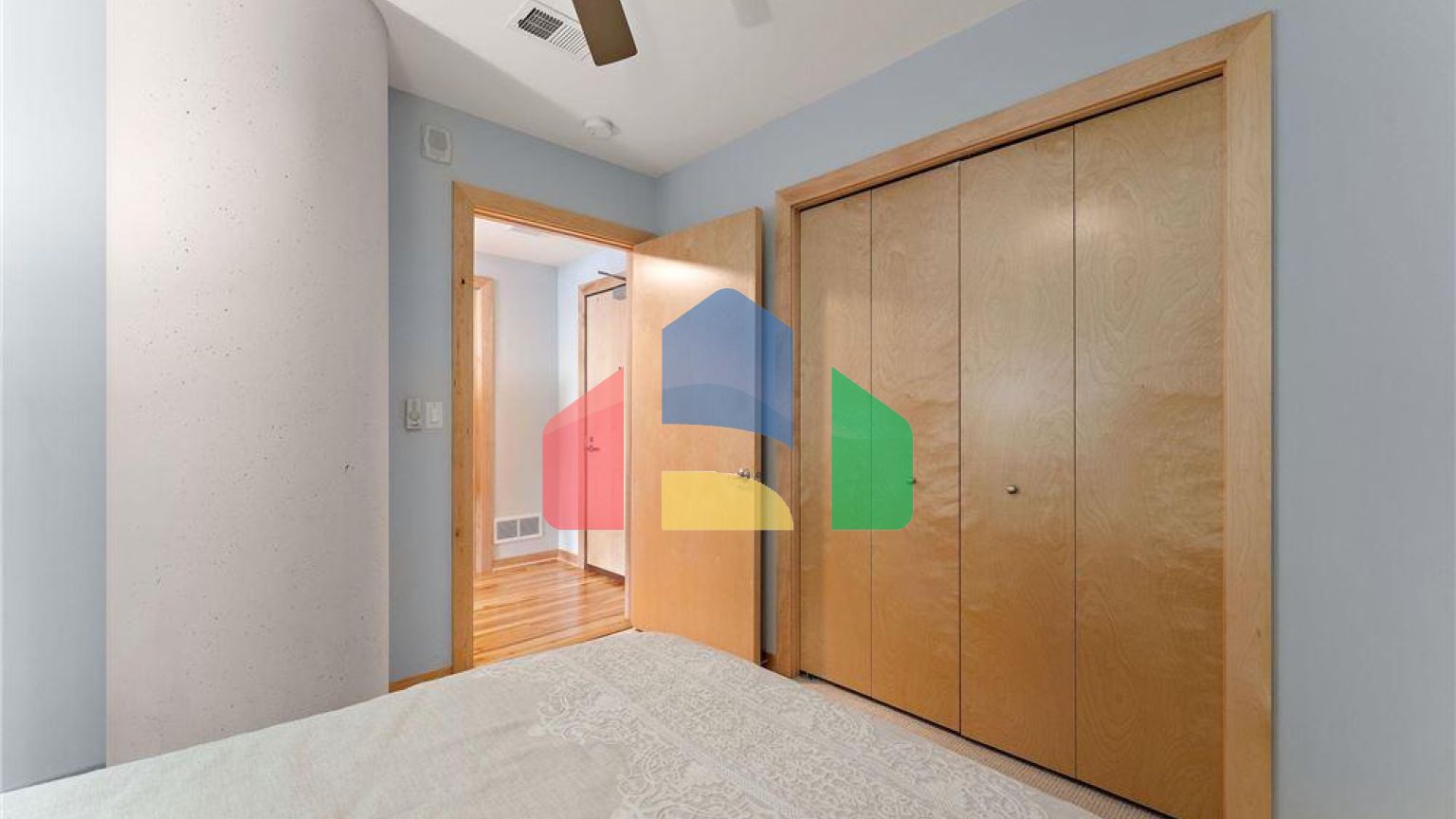 Residential - Condo/Apartment - Minneapolis, Minnesota, United States - United States