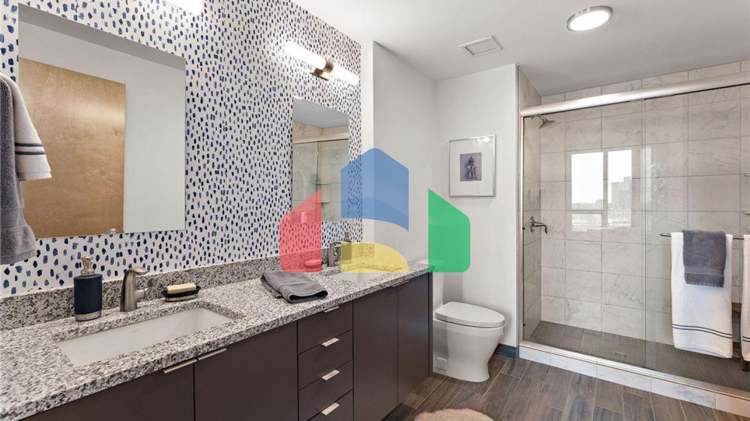 Residential - Condo/Apartment - Minneapolis, Minnesota, United States - United States