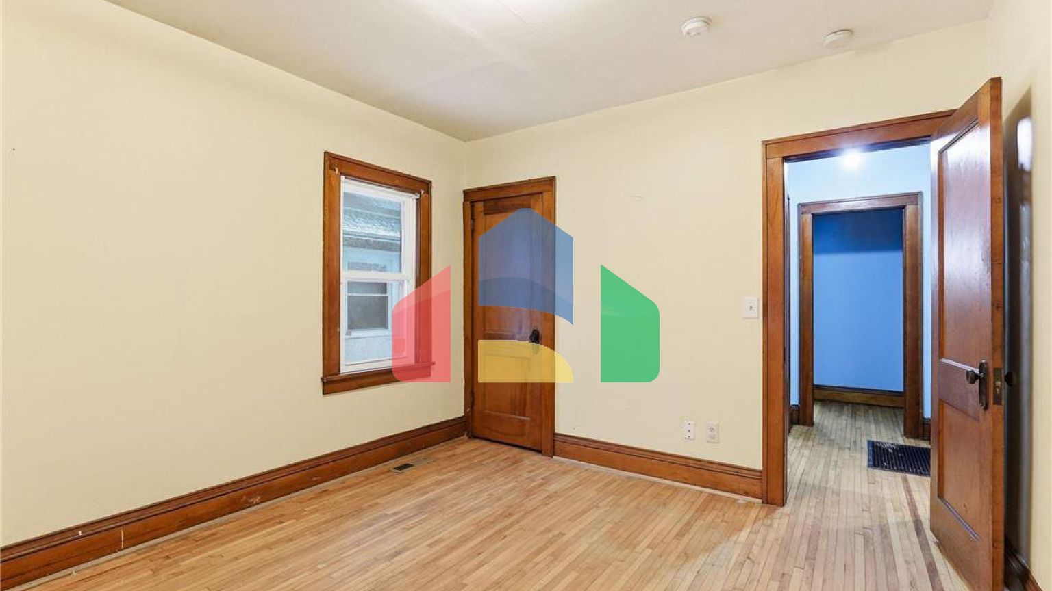 Residential - Single Family Home - Minneapolis, Minnesota, United States - United States