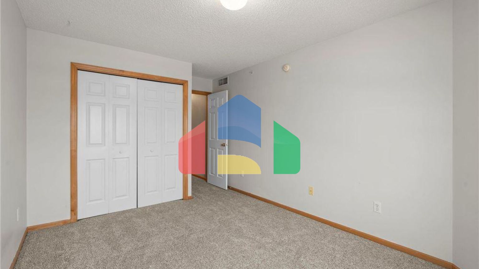 Residential - Townhouse - Minneapolis, Minnesota, United States - United States