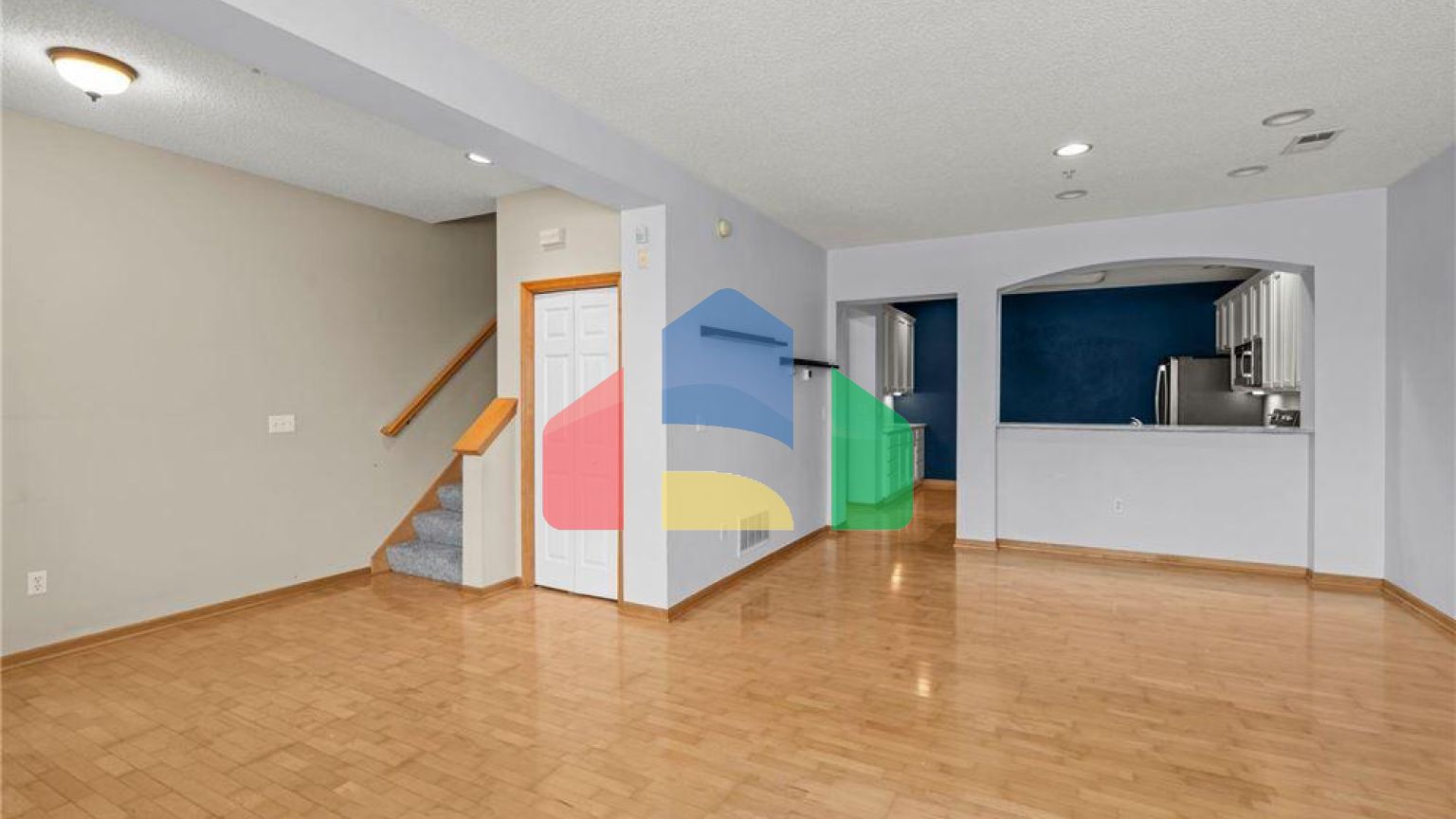 Residential - Townhouse - Minneapolis, Minnesota, United States - United States