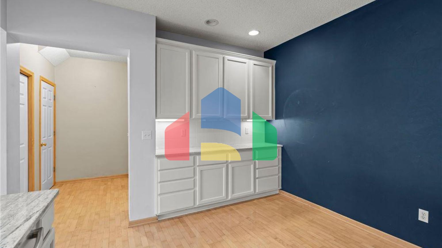 Residential - Townhouse - Minneapolis, Minnesota, United States - United States