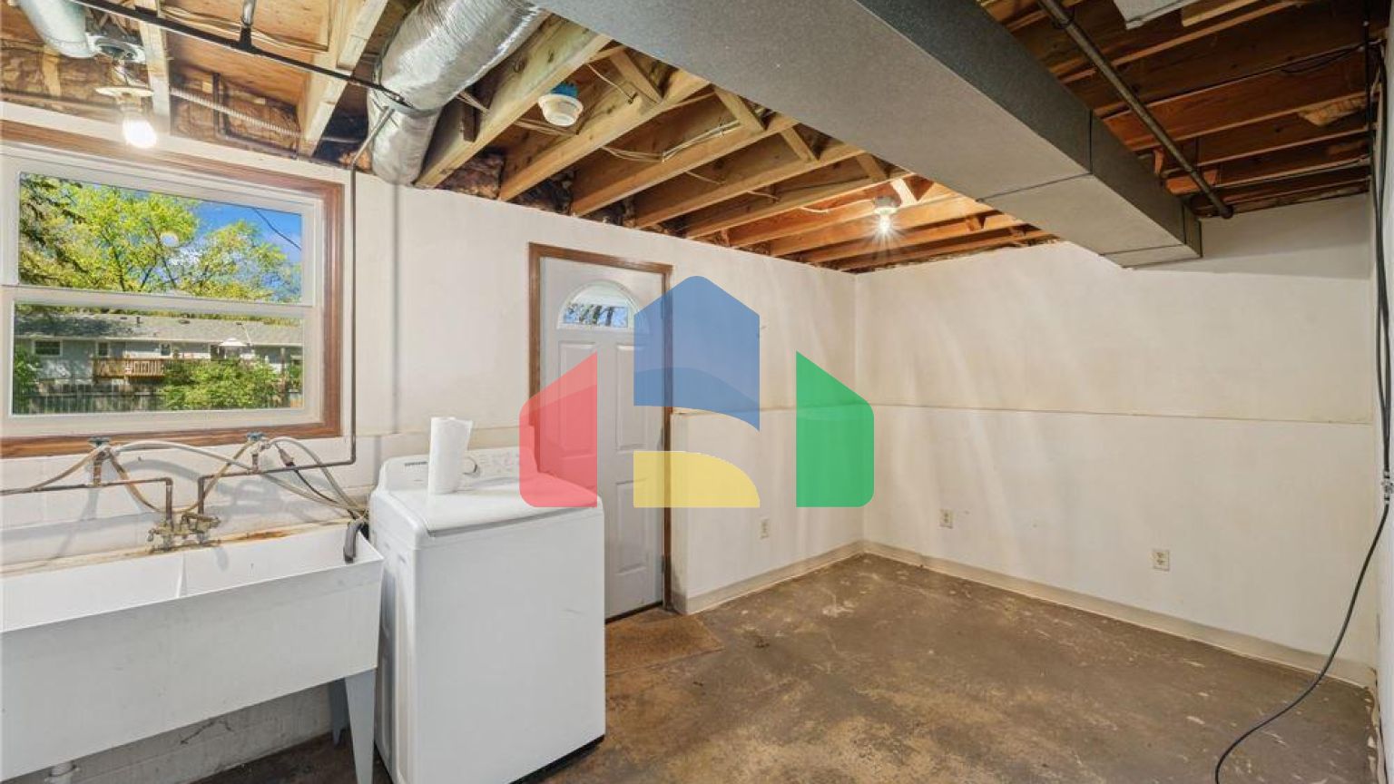 Residential - Single Family Home - Minneapolis, Minnesota, United States - United States