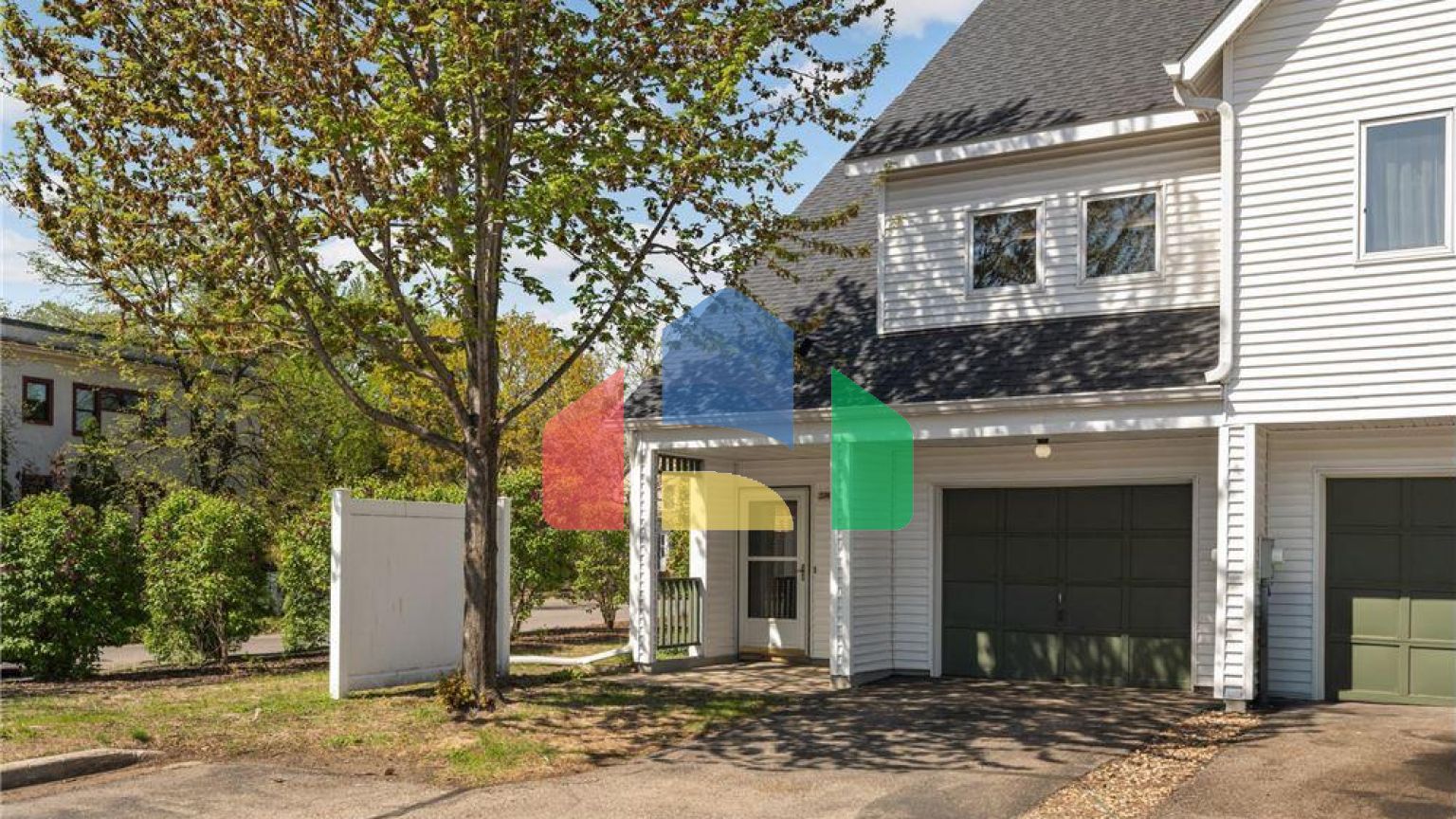 Residential - Townhouse - Minneapolis, Minnesota, United States - United States