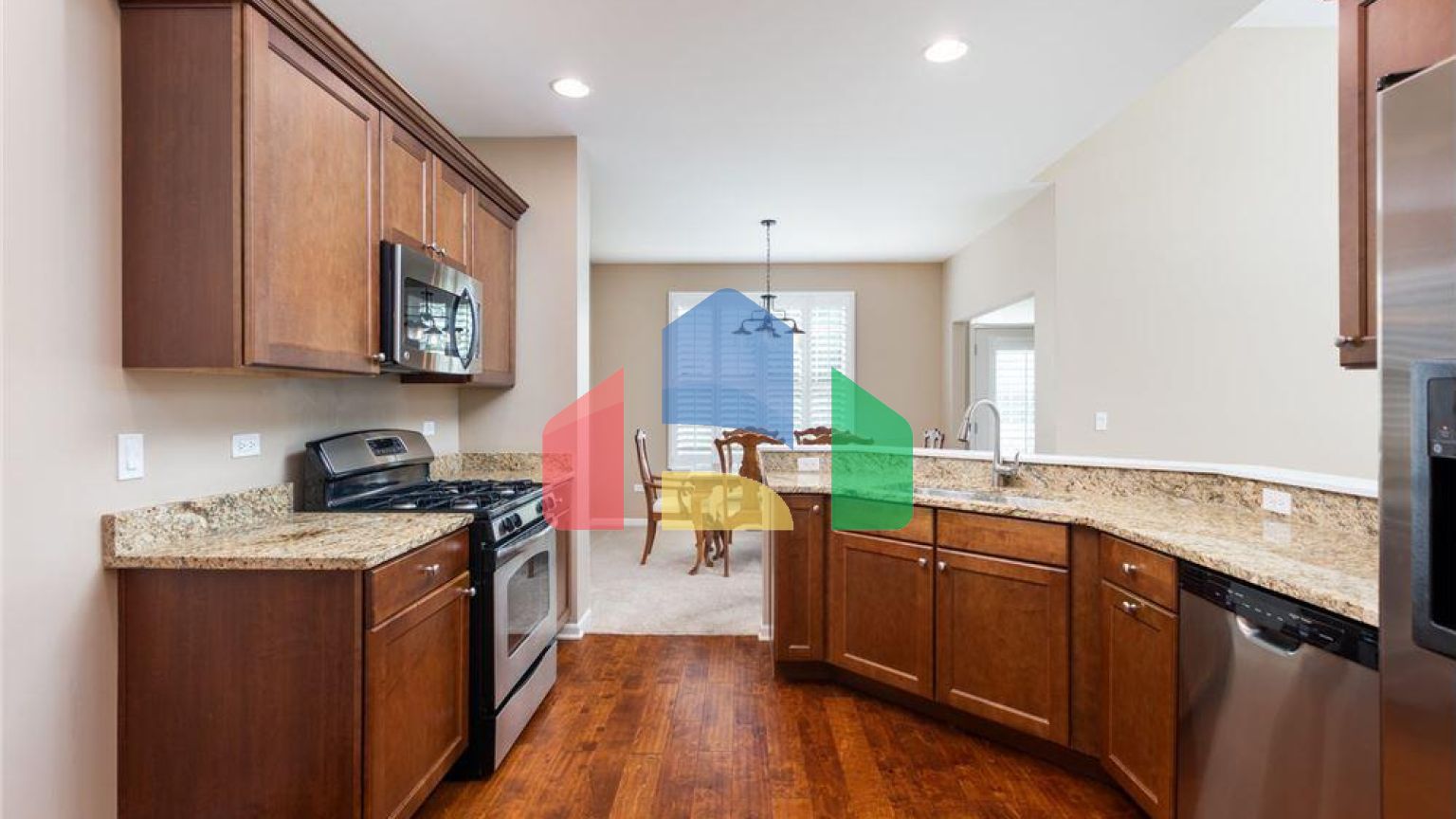 Residential - Townhouse - Naperville, Illinois, United States - United States