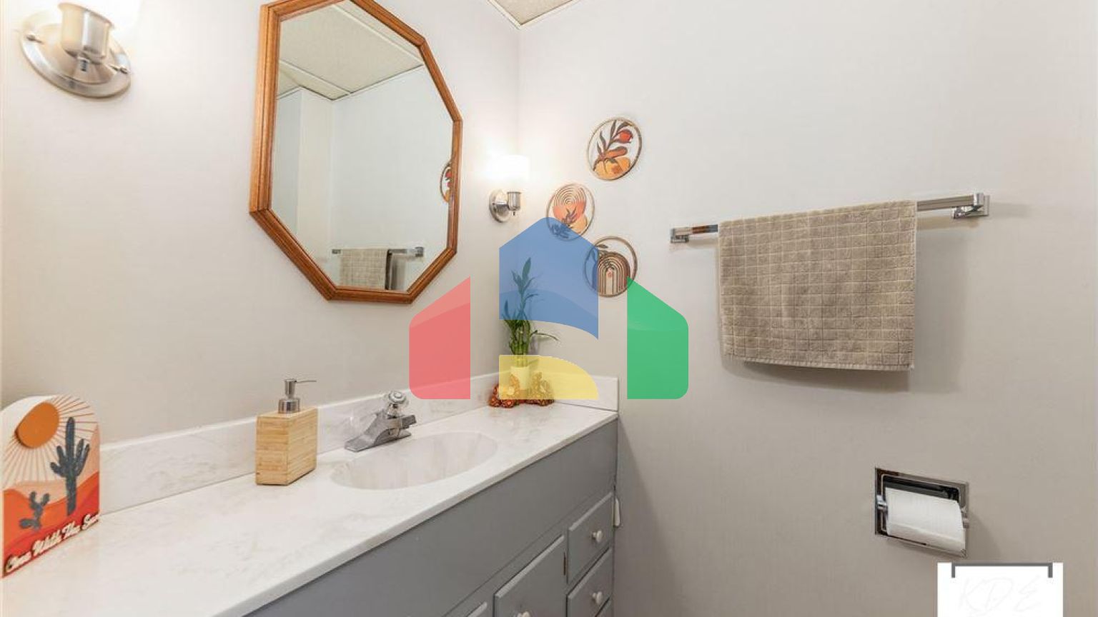 Residential - Single Family Home - Naperville, Illinois, United States - United States