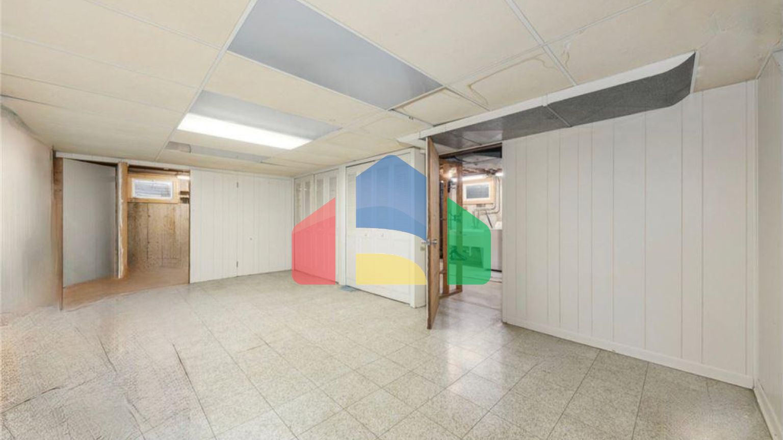 Residential - Single Family Home - Naperville, Illinois, United States - United States