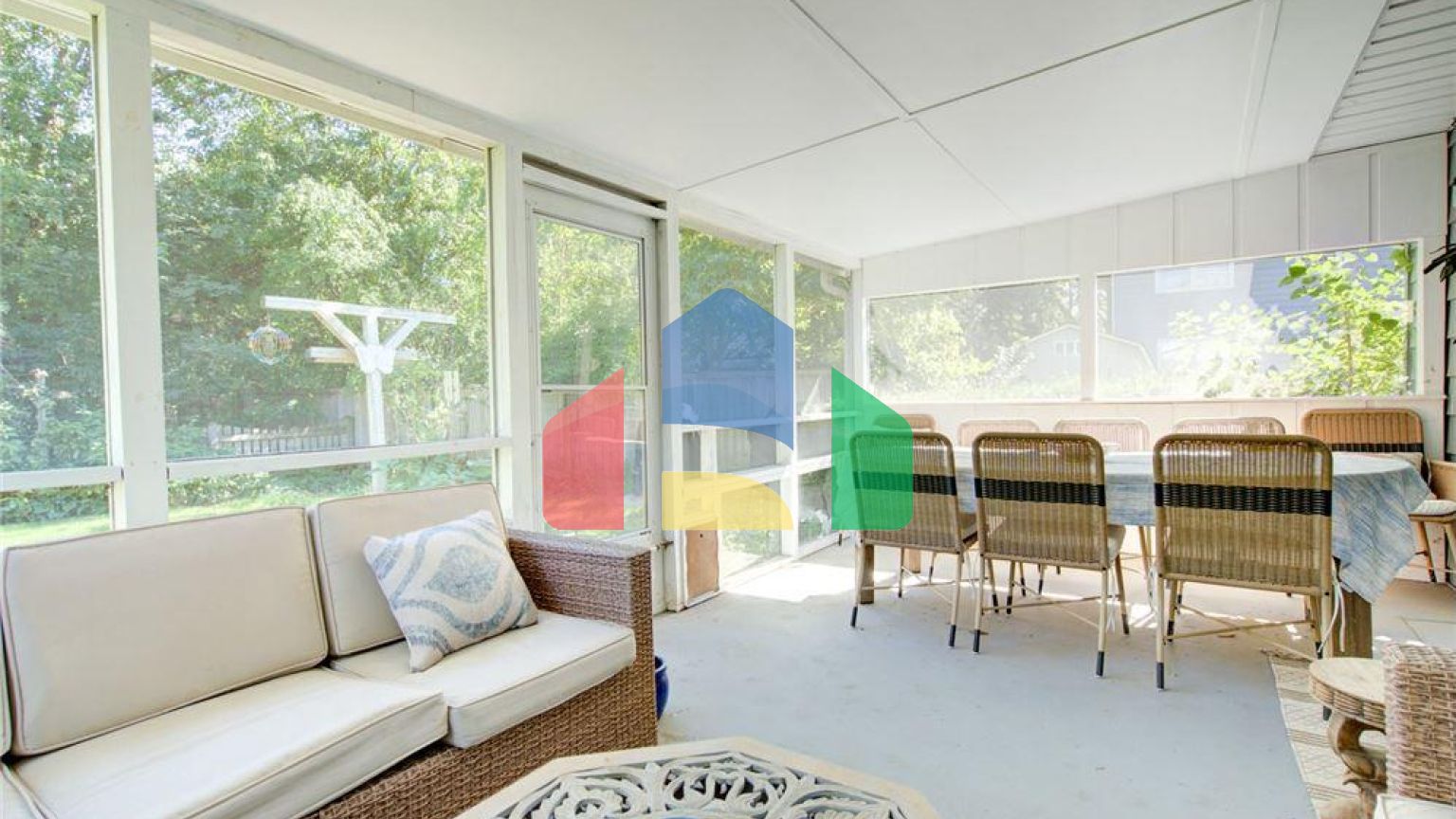 Residential - Single Family Home - Naperville, Illinois, United States - United States