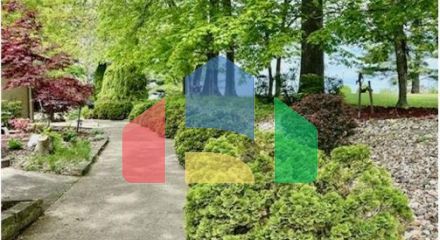 Residential - Single Family Home - Burlington, Iowa, United States - United States