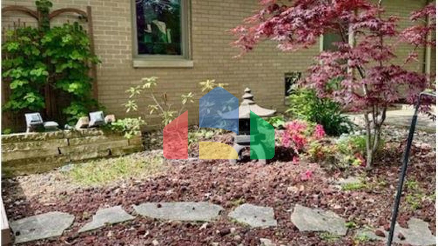 Residential - Single Family Home - Burlington, Iowa, United States - United States