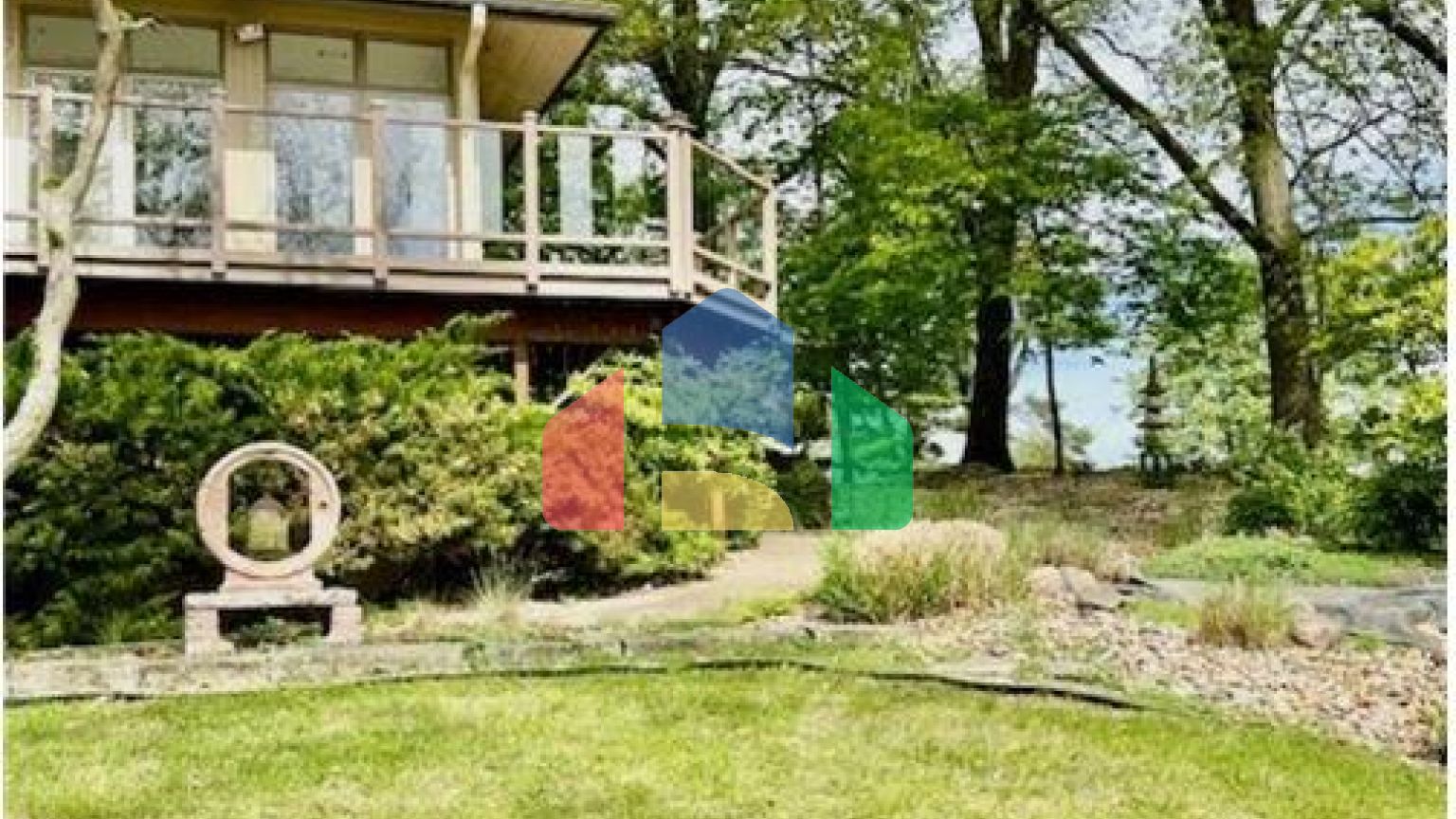 Residential - Single Family Home - Burlington, Iowa, United States - United States