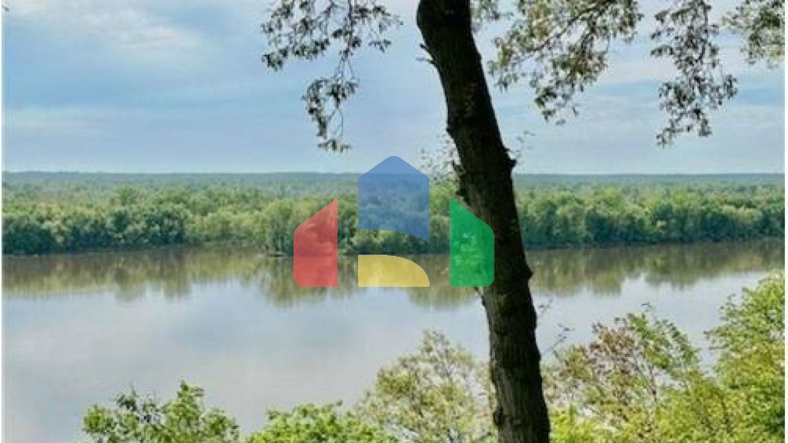 Residential - Single Family Home - Burlington, Iowa, United States - United States