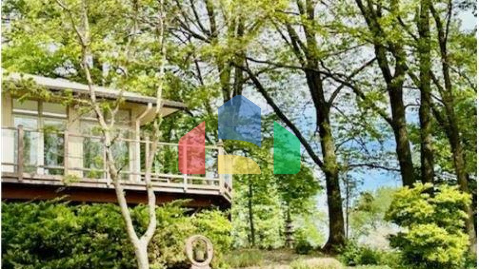 Residential - Single Family Home - Burlington, Iowa, United States - United States