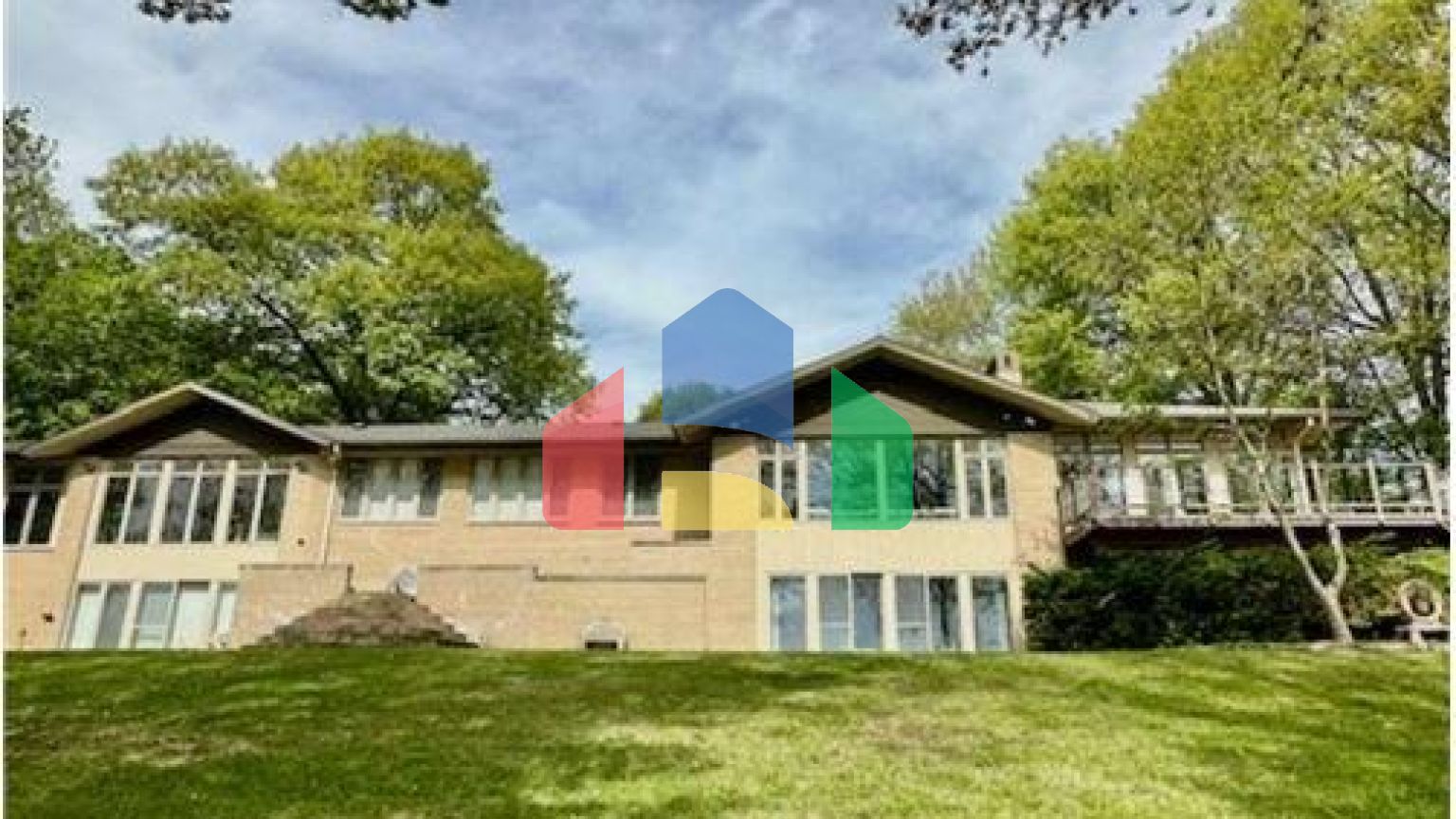 Residential - Single Family Home - Burlington, Iowa, United States - United States