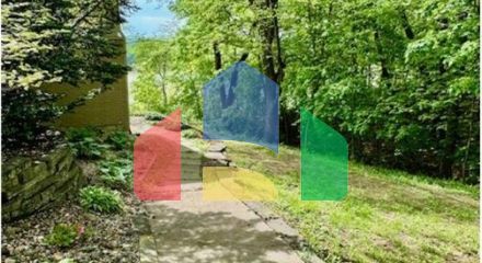 Residential - Single Family Home - Burlington, Iowa, United States - United States