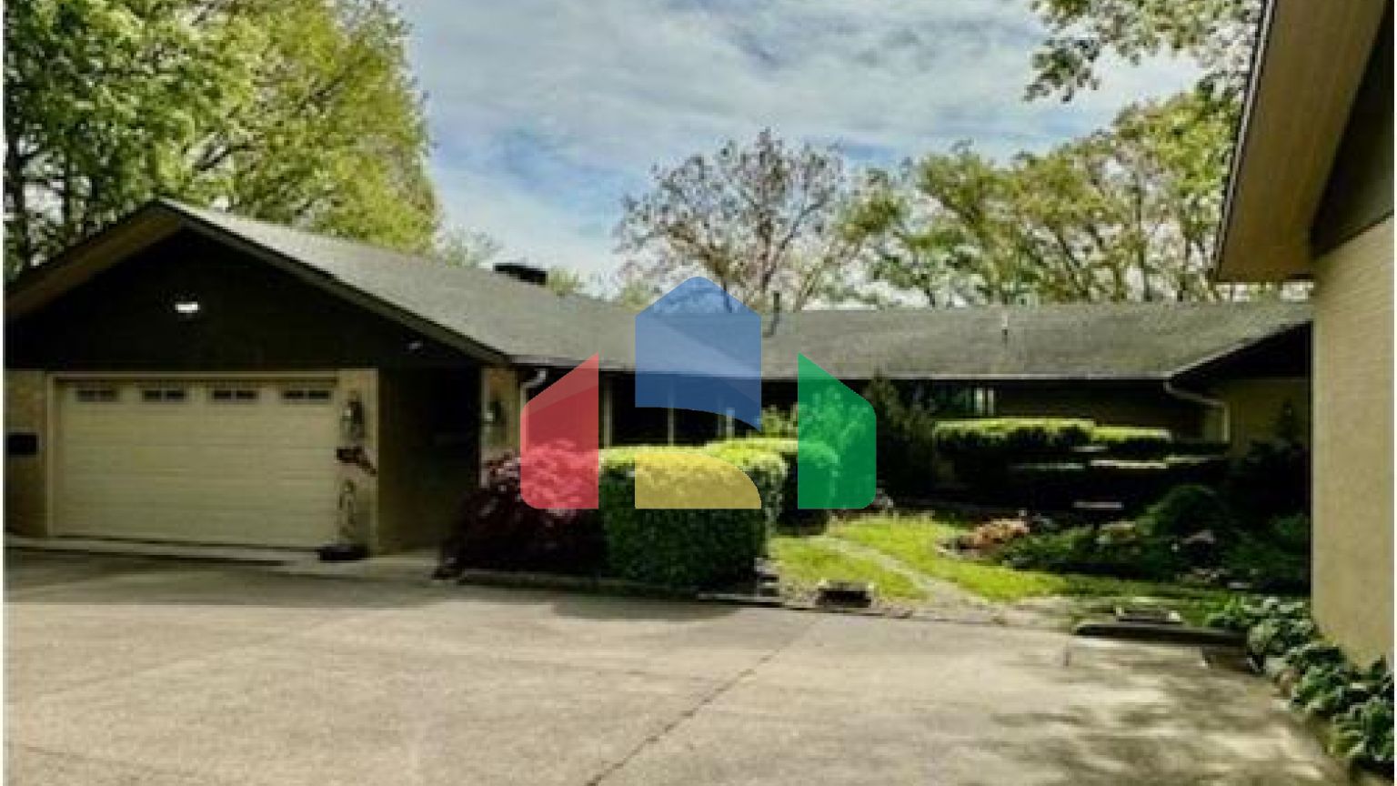 Residential - Single Family Home - Burlington, Iowa, United States - United States