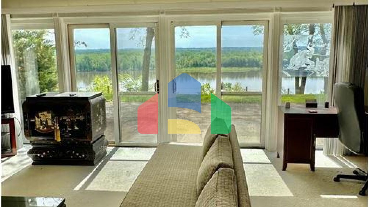 Residential - Single Family Home - Burlington, Iowa, United States - United States