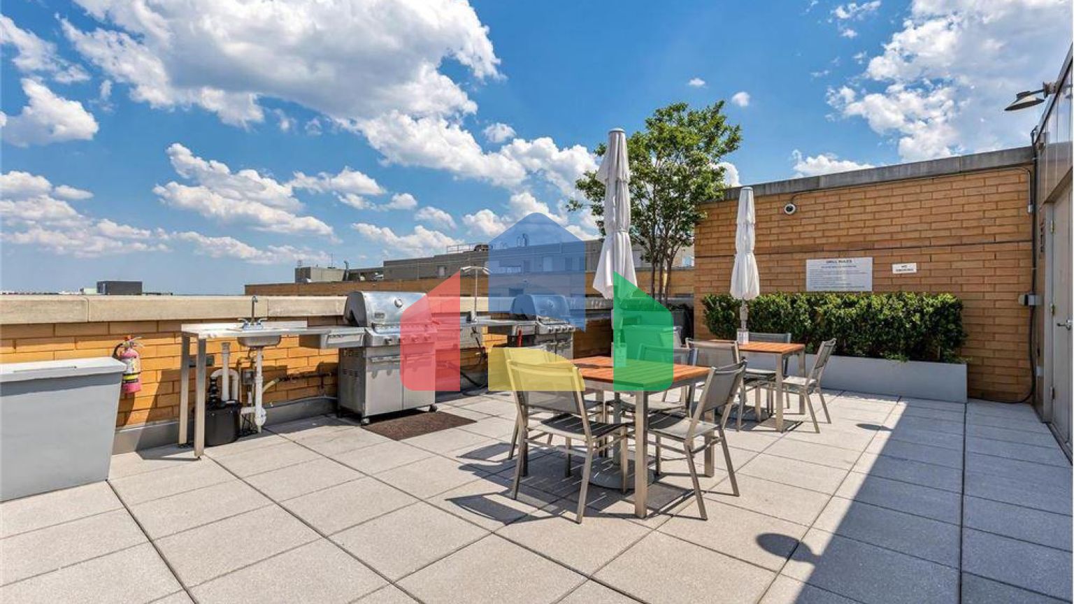 Residential - Condo/Apartment - Washington, District of Columbia, United States - United States