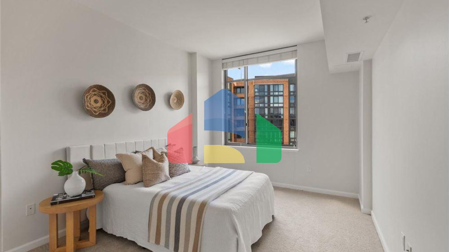 Residential - Condo/Apartment - Washington, District of Columbia, United States - United States