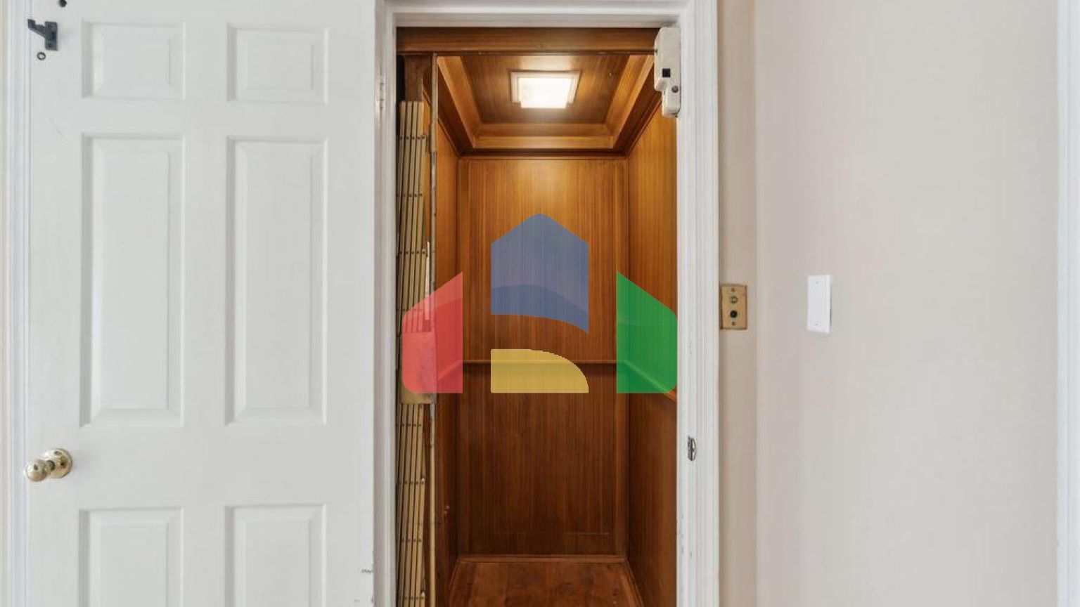 Residential - Single Family Home - Washington, District of Columbia, United States - United States