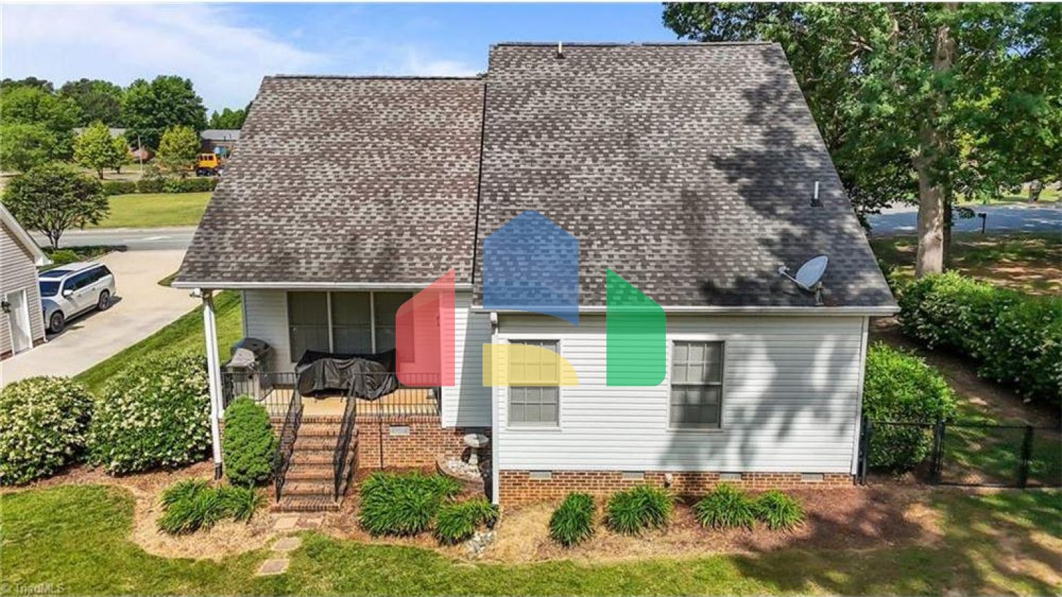 Residential - Single Family Home - Burlington, North Carolina, United States - United States