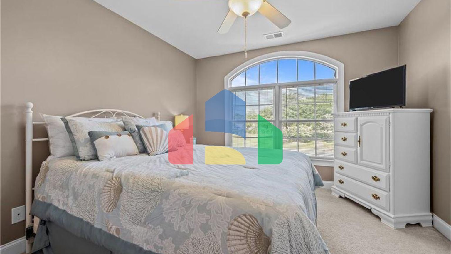 Residential - Single Family Home - Burlington, North Carolina, United States - United States